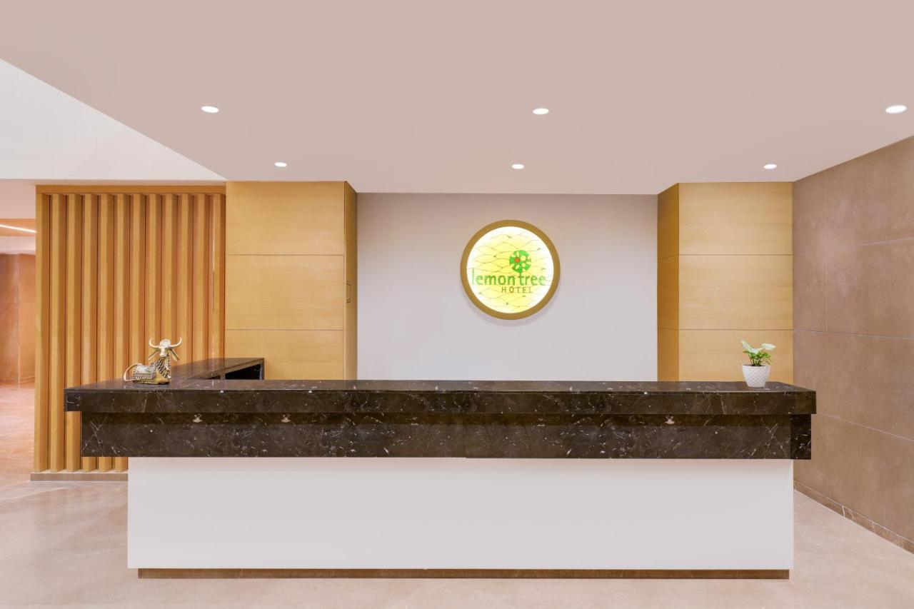 Lemon Tree Hotel Agra Shikohabad Exterior foto